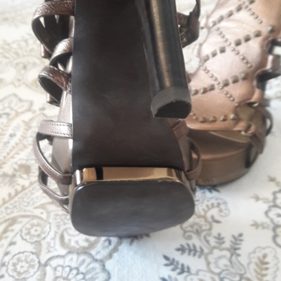 Fergie Studded Bronze Heel Sandal sz 8.5 - Picture 8 of 8
